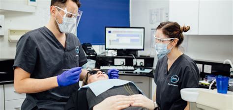cosmetic dentist leatherhead